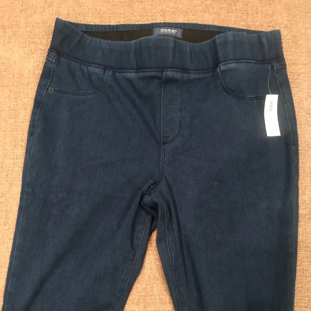 Old Navy rockstar 24/7 jeggings.. size 16